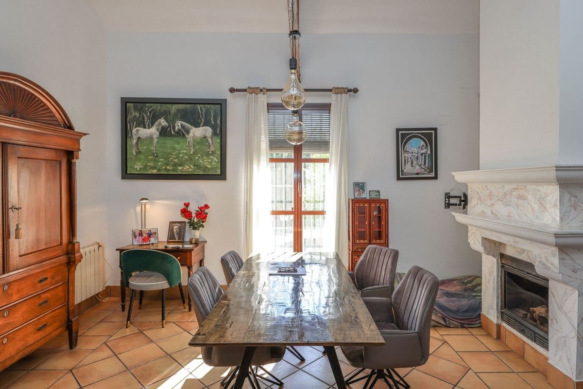 5 soverom Kommersiell til salgs i Moron de la Frontera med svømmebasseng - € 795 000 (Ref: 9410322)