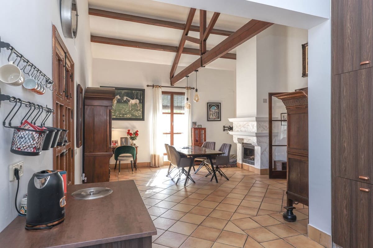 5 soverom Kommersiell til salgs i Moron de la Frontera med svømmebasseng - € 795 000 (Ref: 9410322)