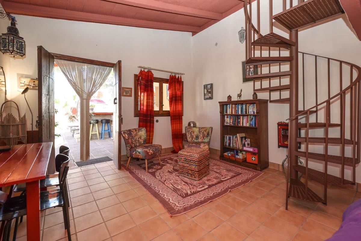 5 soverom Kommersiell til salgs i Moron de la Frontera med svømmebasseng - € 795 000 (Ref: 9410322)