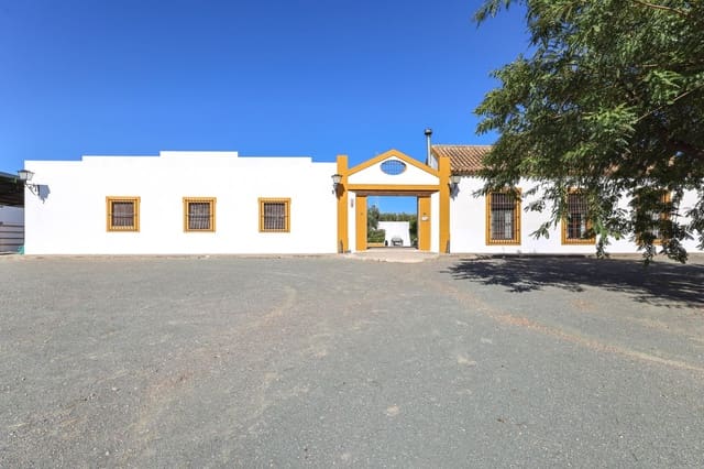 5 bedroom Commercial for sale in Morón de la Frontera with pool - € 795,000 (Ref: 9410322)