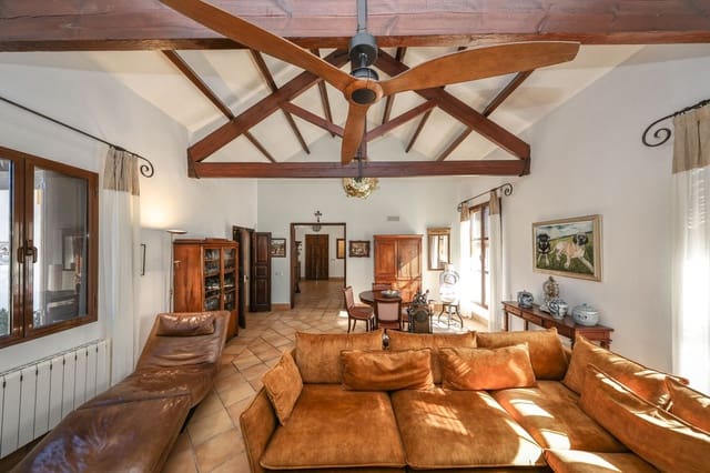 5 sypialnia Komercyjne na sprzedaż w Morón de la Frontera z basenem - 699 000 € (Ref: 9410322)