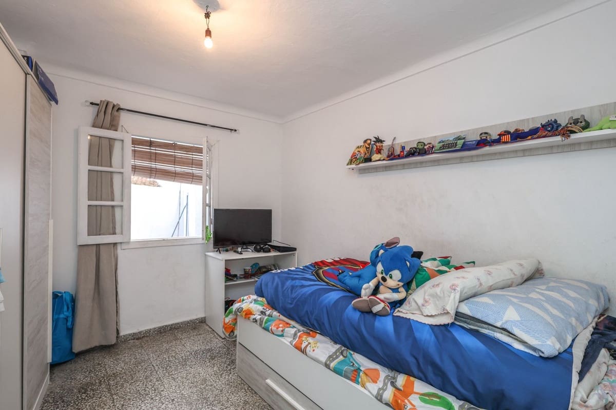 4 makuuhuone Omakotitalo myytävänä paikassa Guaro - 177 000 € (Ref: 9412720)