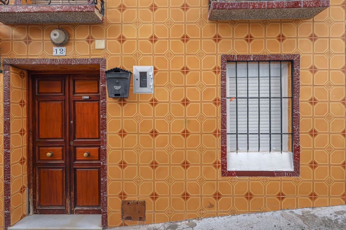 4 soverom Hus til salgs i Guaro - € 177 000 (Ref: 9412720)