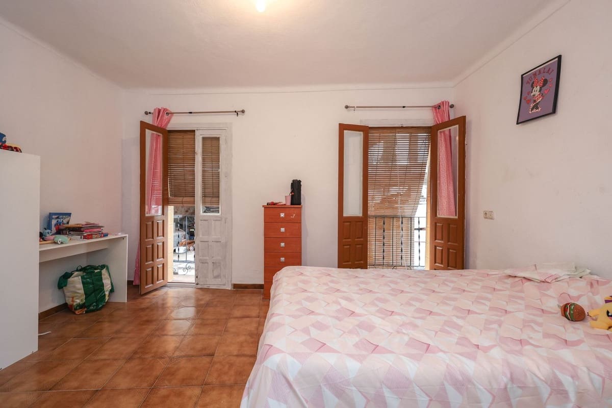 4 soverom Hus til salgs i Guaro - € 177 000 (Ref: 9412720)