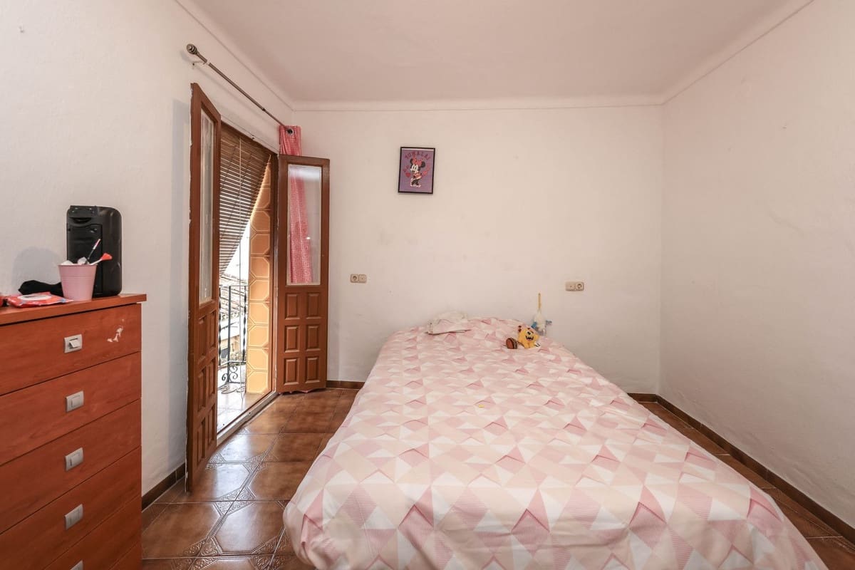 4 soverom Hus til salgs i Guaro - € 177 000 (Ref: 9412720)