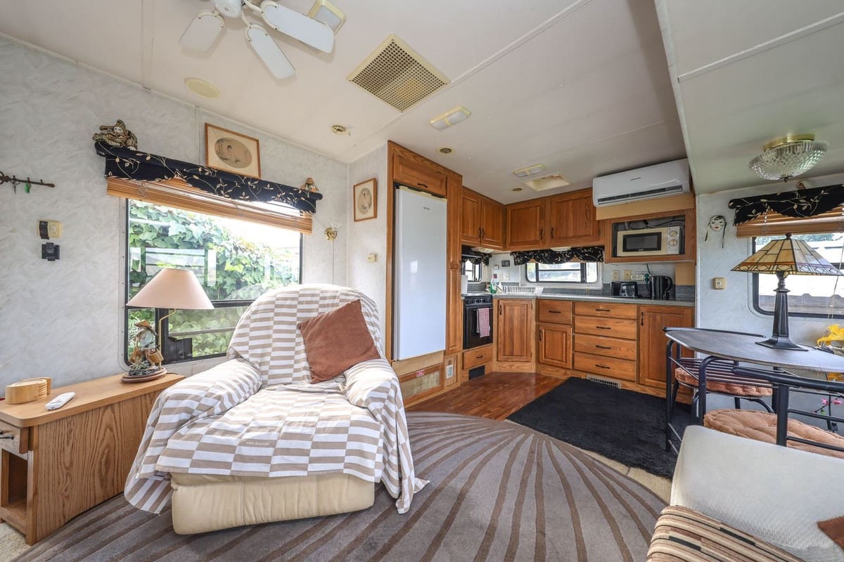 2 bedroom Villa for sale in Cartama - € 350,000 (Ref: 9438004)