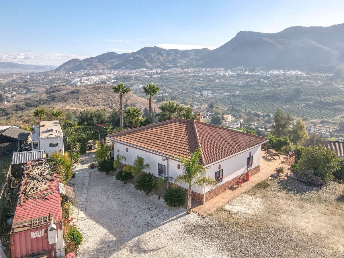 2 bedroom Villa for sale in Cartama - € 350,000 (Ref: 9438004)