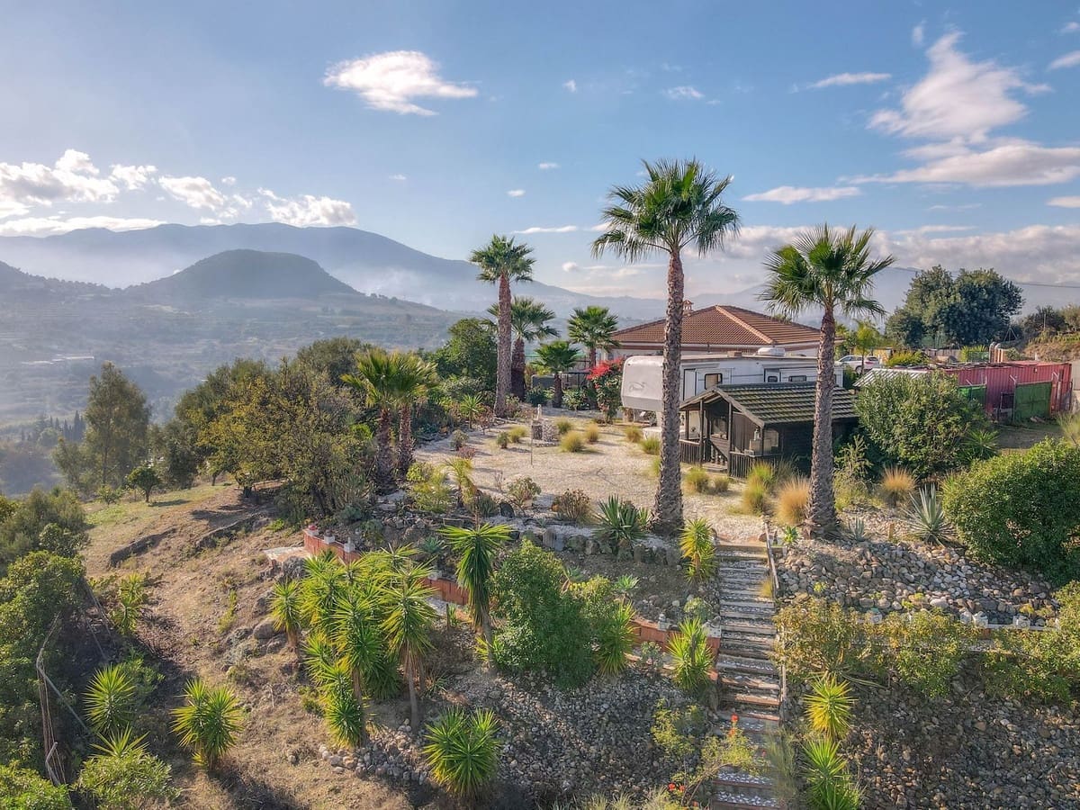 2 bedroom Villa for sale in Cartama - € 350,000 (Ref: 9438004)