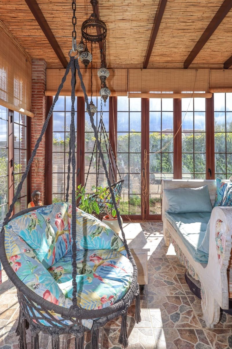 2 soverom Villa til salgs i Coin med svømmebasseng garasje - € 400 000 (Ref: 9453437)