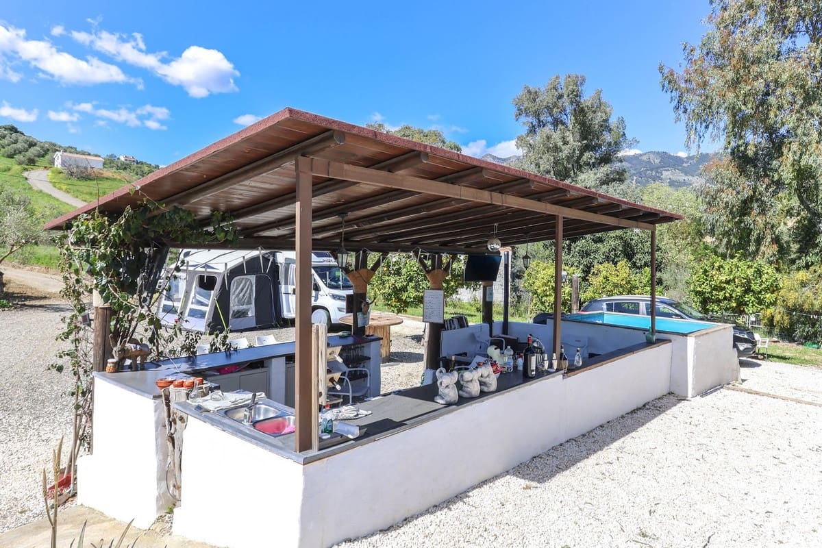 Chalet de 3 habitaciones en Casarabonela en venta con garaje - 349.000 € (Ref: 9453666)