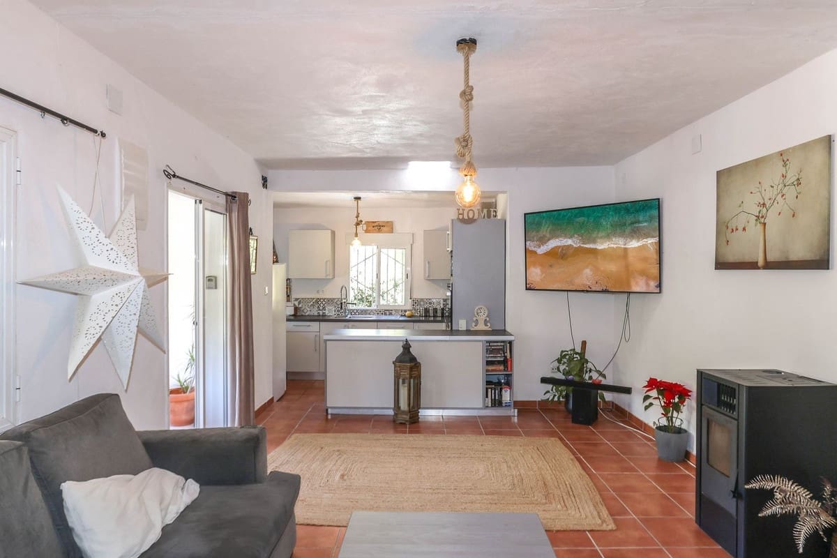 3 makuuhuone Huvila myytävänä paikassa Casarabonela mukana 
autotalli - 349 000 € (Ref: 9453666)