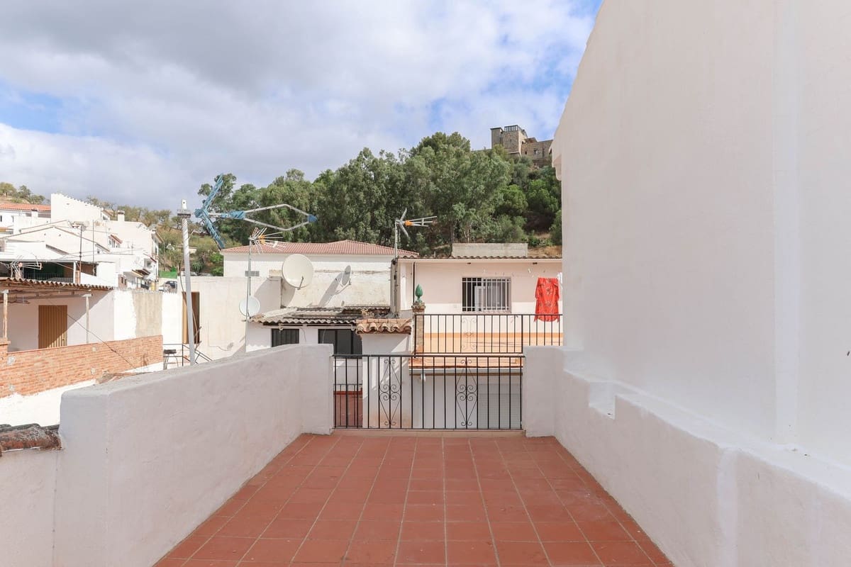 3 chambre Maison de Ville à vendre à Monda - 99 000 € (Ref: 9502946)