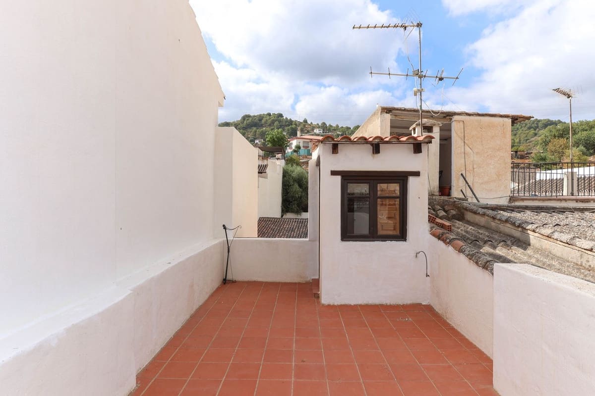 3 chambre Maison de Ville à vendre à Monda - 99 000 € (Ref: 9502946)