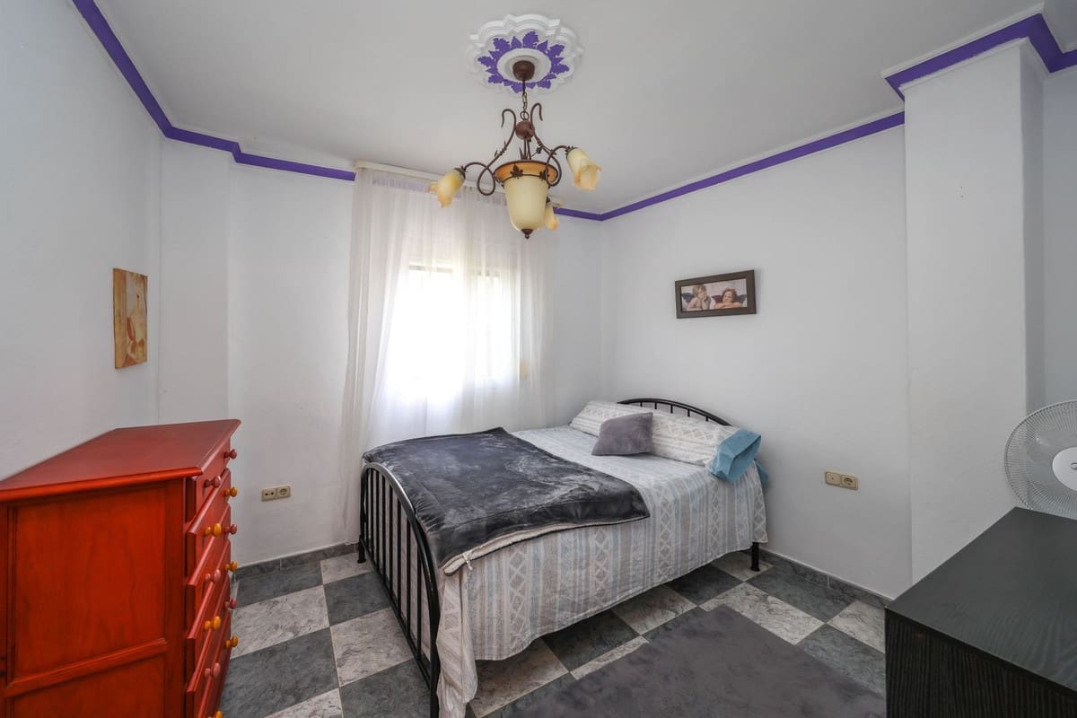 4 Zimmer Haus zu verkaufen in Tolox mit Garage - 220.000 € (Ref: 9516222)