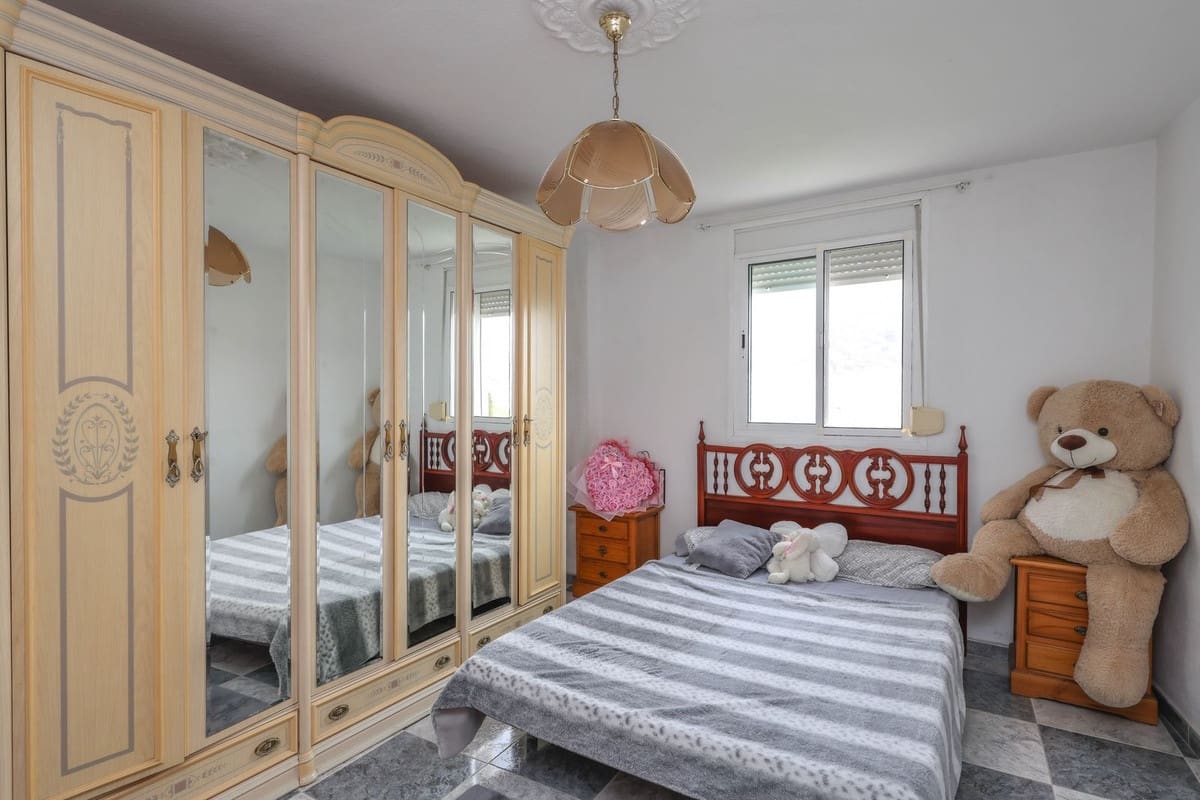 4 Zimmer Haus zu verkaufen in Tolox mit Garage - 220.000 € (Ref: 9516222)