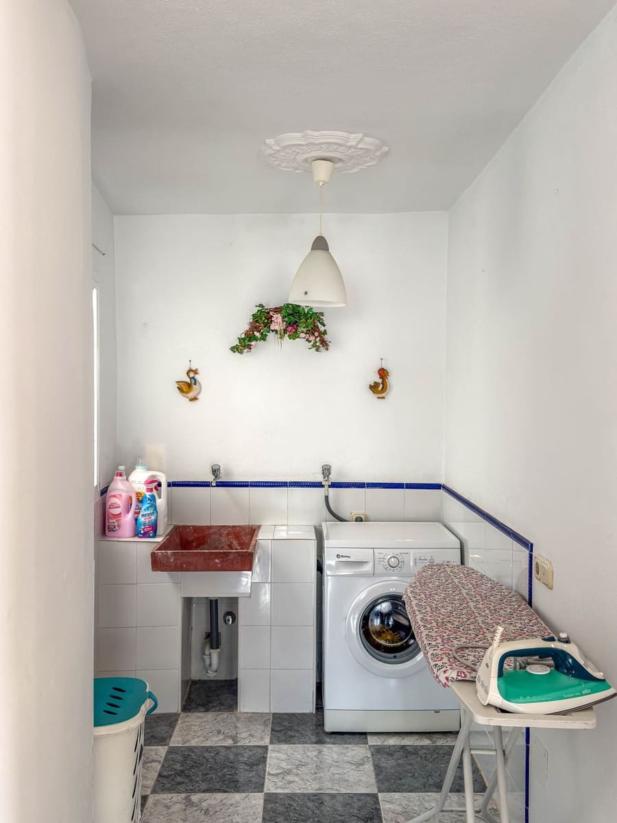 4 Zimmer Haus zu verkaufen in Tolox mit Garage - 220.000 € (Ref: 9516222)