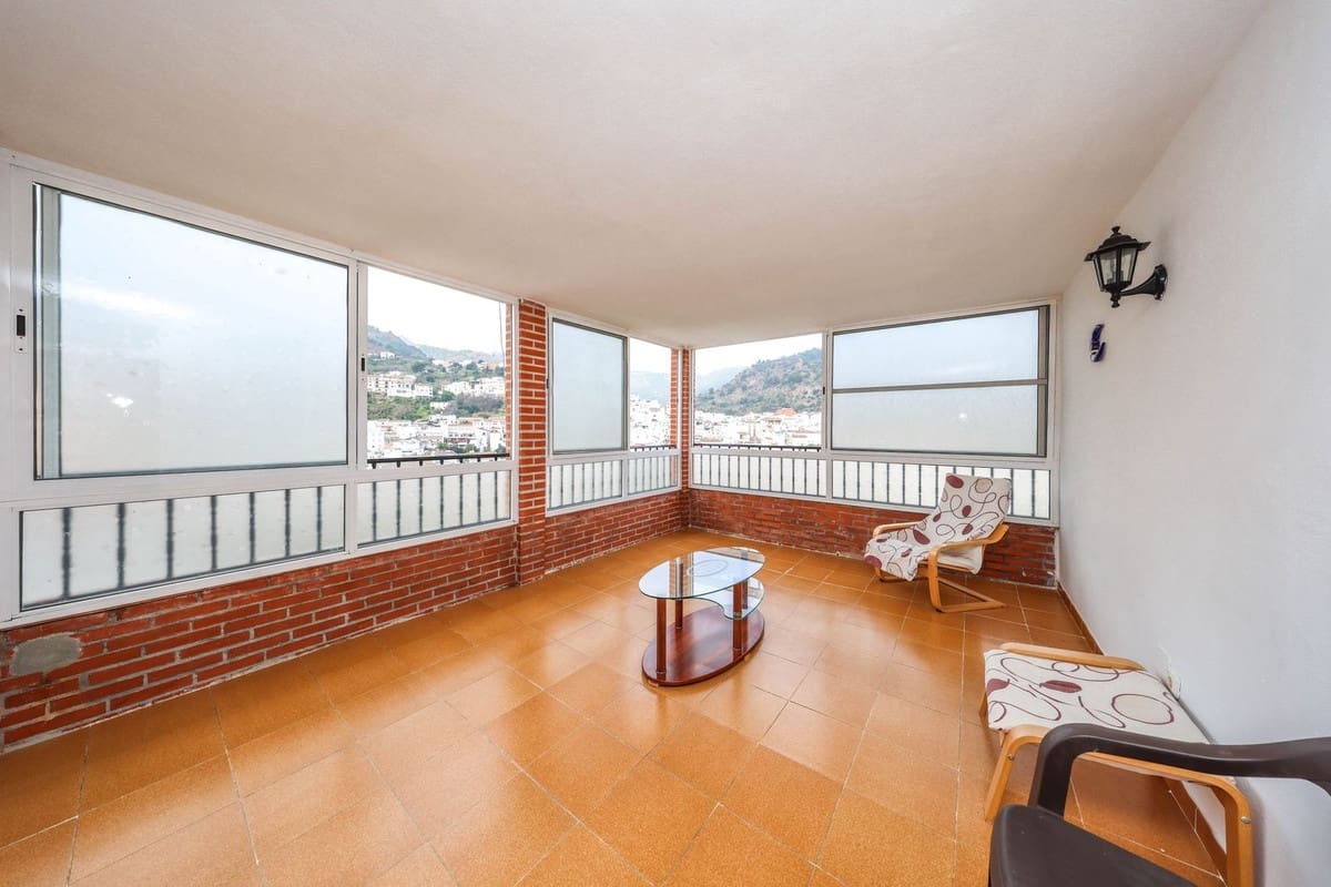 4 bedroom Townhouse for sale in Tolox with garage - € 220,000 (Ref: 9516222)