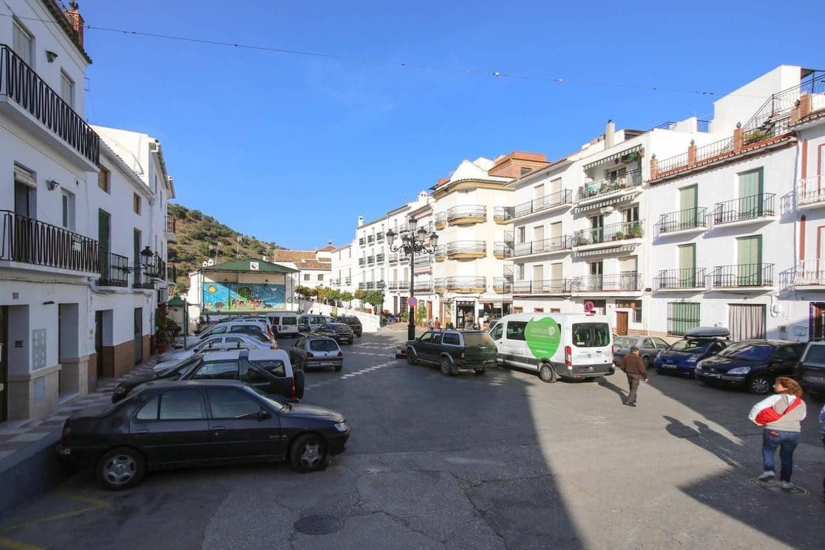 6 Zimmer Haus zu verkaufen in Tolox - 250.000 € (Ref: 9516536)