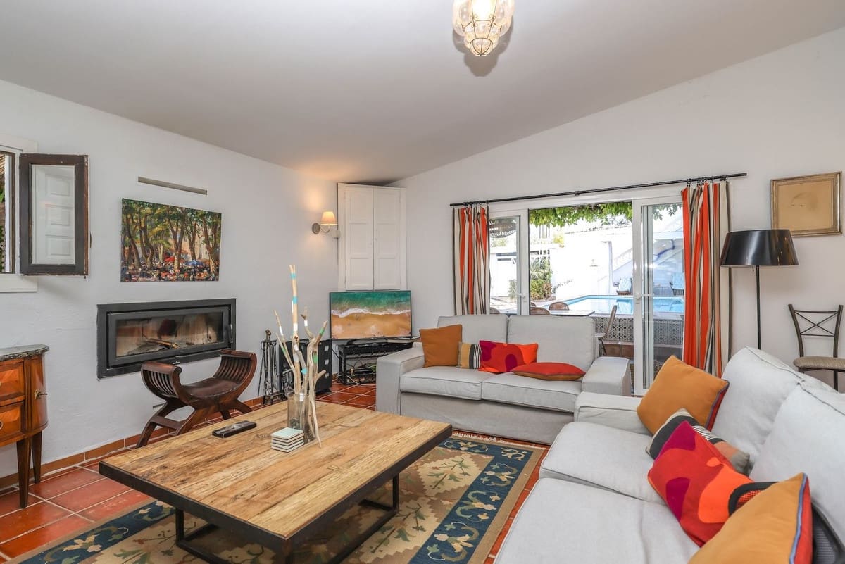 Chalet de 5 habitaciones en Coín en venta con piscina garaje - 695.000 € (Ref: 9587988)