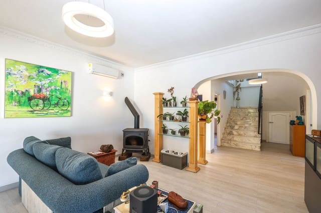 Chalet de 3 habitaciones en Coín en venta con garaje - 520.000 € (Ref: 9612044)