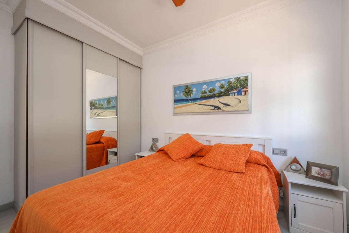 3 bedroom Villa for sale in Coin with garage - € 520,000 (Ref: 9612044)