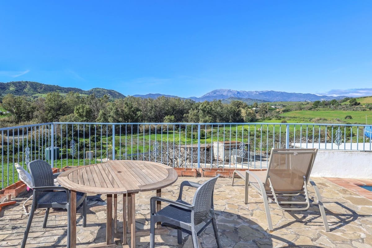 3 makuuhuone Paritalo myytävänä paikassa Coin mukana uima-altaan 
autotalli - 345 000 € (Ref: 9626118)