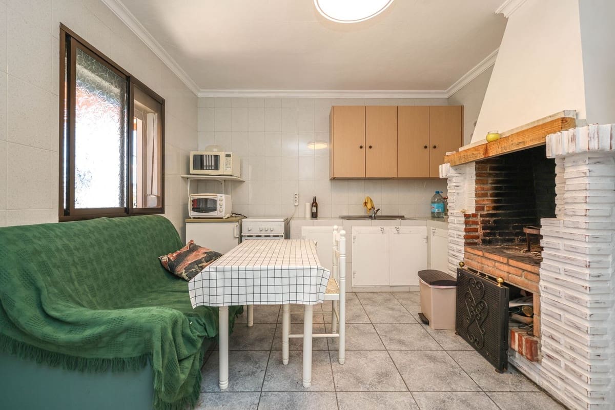 3 sypialnia Dom blizniak na sprzedaż w Coin z basenem garażem - 345 000 € (Ref: 9626118)