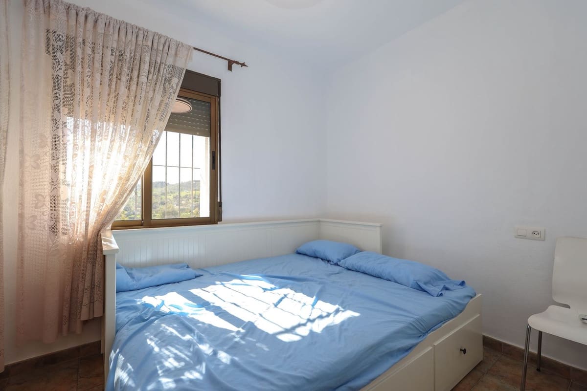 3 sypialnia Dom blizniak na sprzedaż w Coin z basenem garażem - 345 000 € (Ref: 9626118)