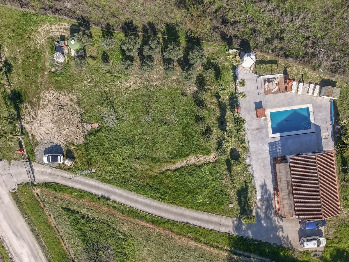 2 soverom Villa til salgs i Coin med svømmebasseng - € 350 000 (Ref: 9630580)