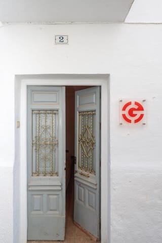 3 makuuhuone Omakotitalo myytävänä paikassa Guaro - 219 000 € (Ref: 9650353)