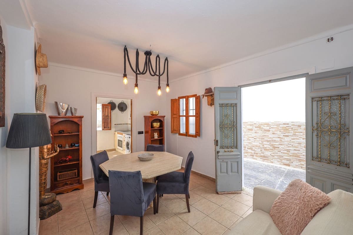 3 bedroom Townhouse for sale in Guaro - € 219,000 (Ref: 9650353)