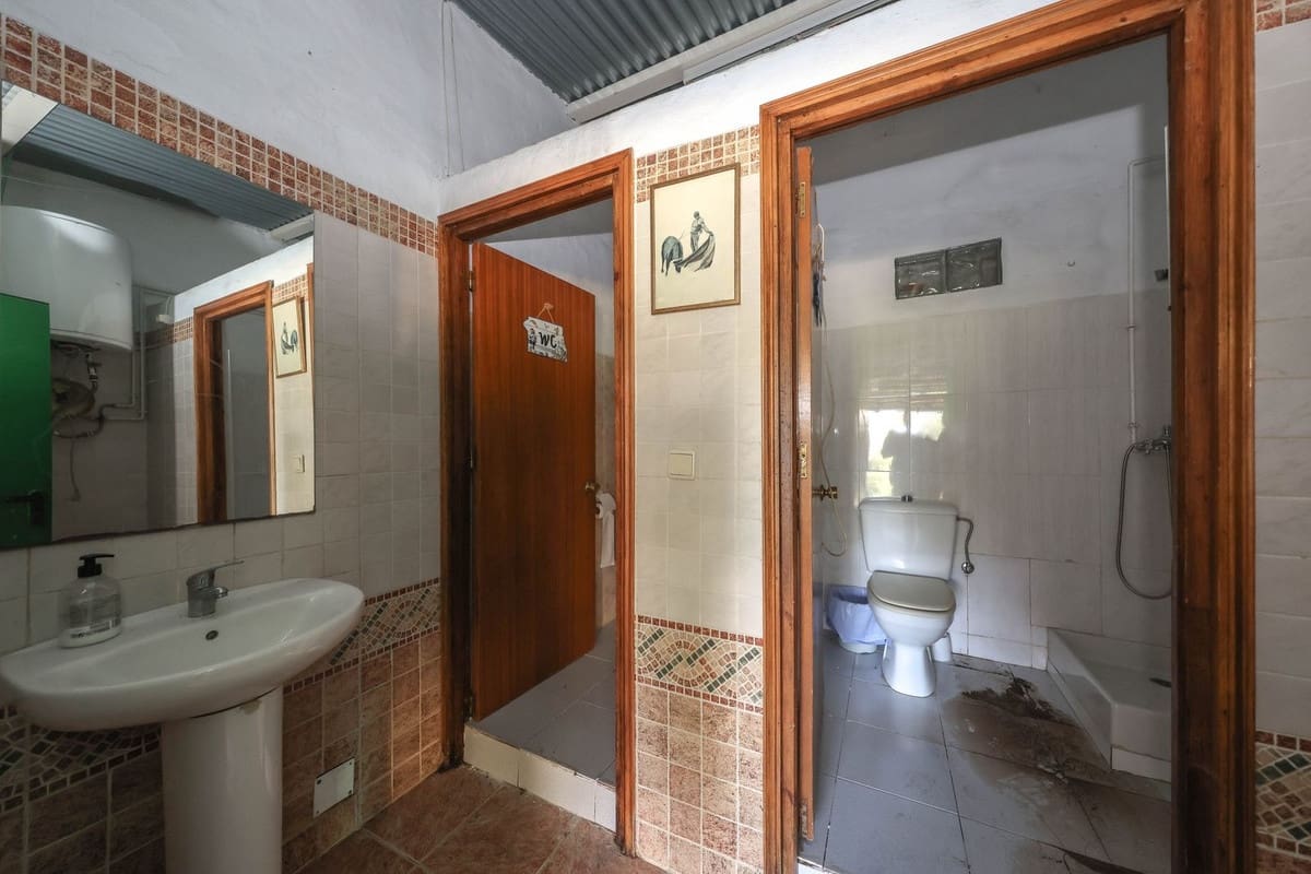 2 quarto Moradia para venda em Monda com garagem - 500 000 € (Ref: 9656500)