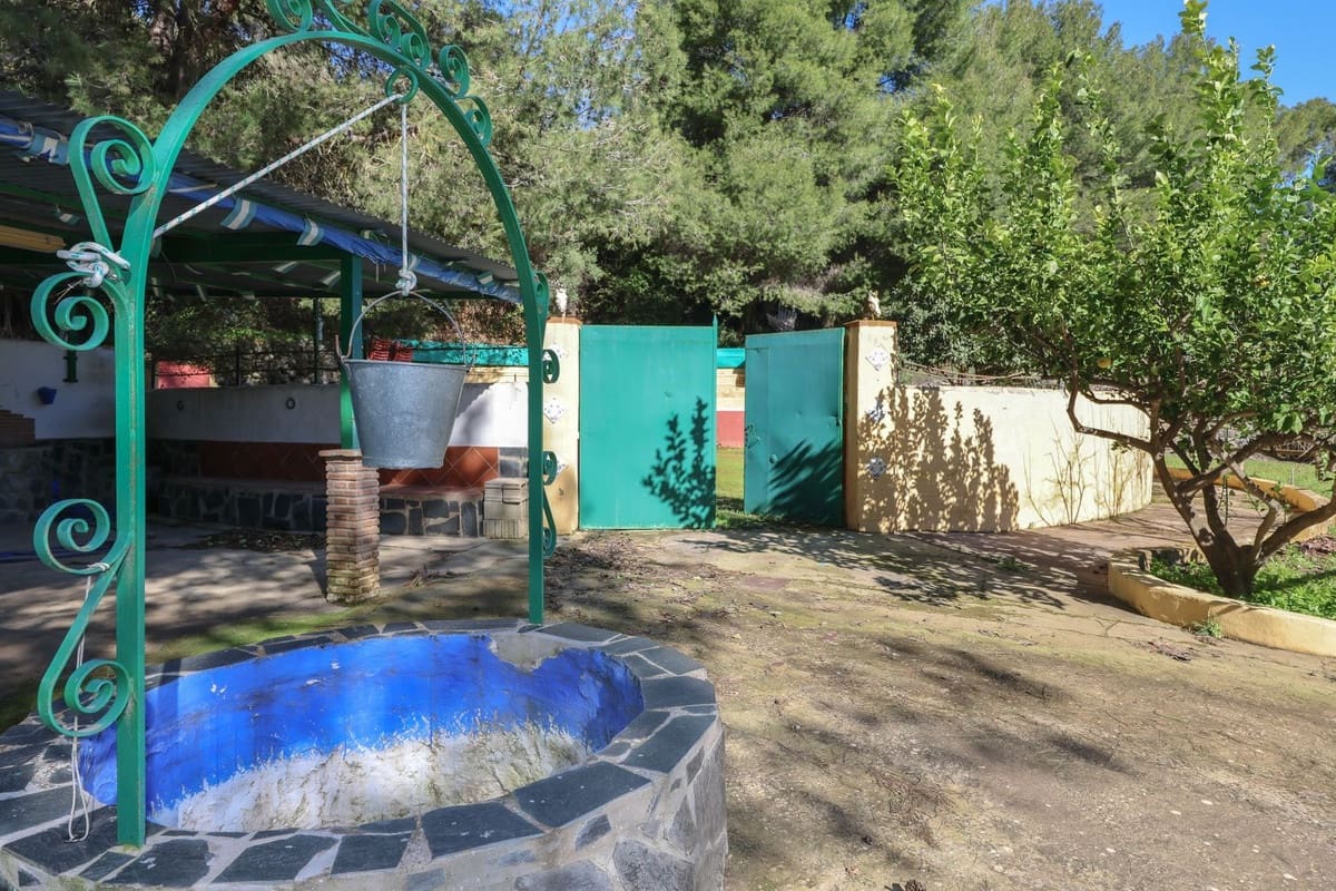 2 quarto Moradia para venda em Monda com garagem - 500 000 € (Ref: 9656500)