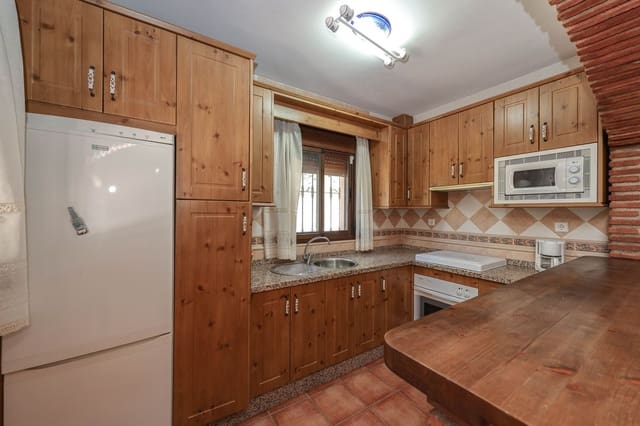 Chalet de 2 habitaciones en Monda en venta con garaje - 500.000 € (Ref: 9656500)