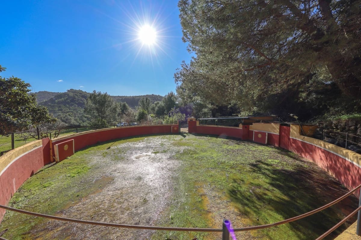 2 camera da letto Villa in vendita in Monda con garage - 500.000 € (Rif: 9656500)