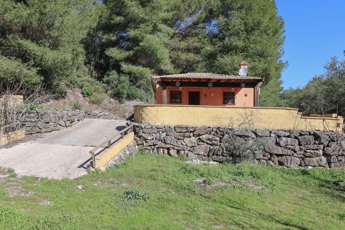 2 camera da letto Villa in vendita in Monda con garage - 500.000 € (Rif: 9656500)