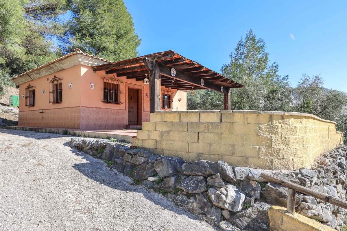 2 camera da letto Villa in vendita in Monda con garage - 500.000 € (Rif: 9656500)