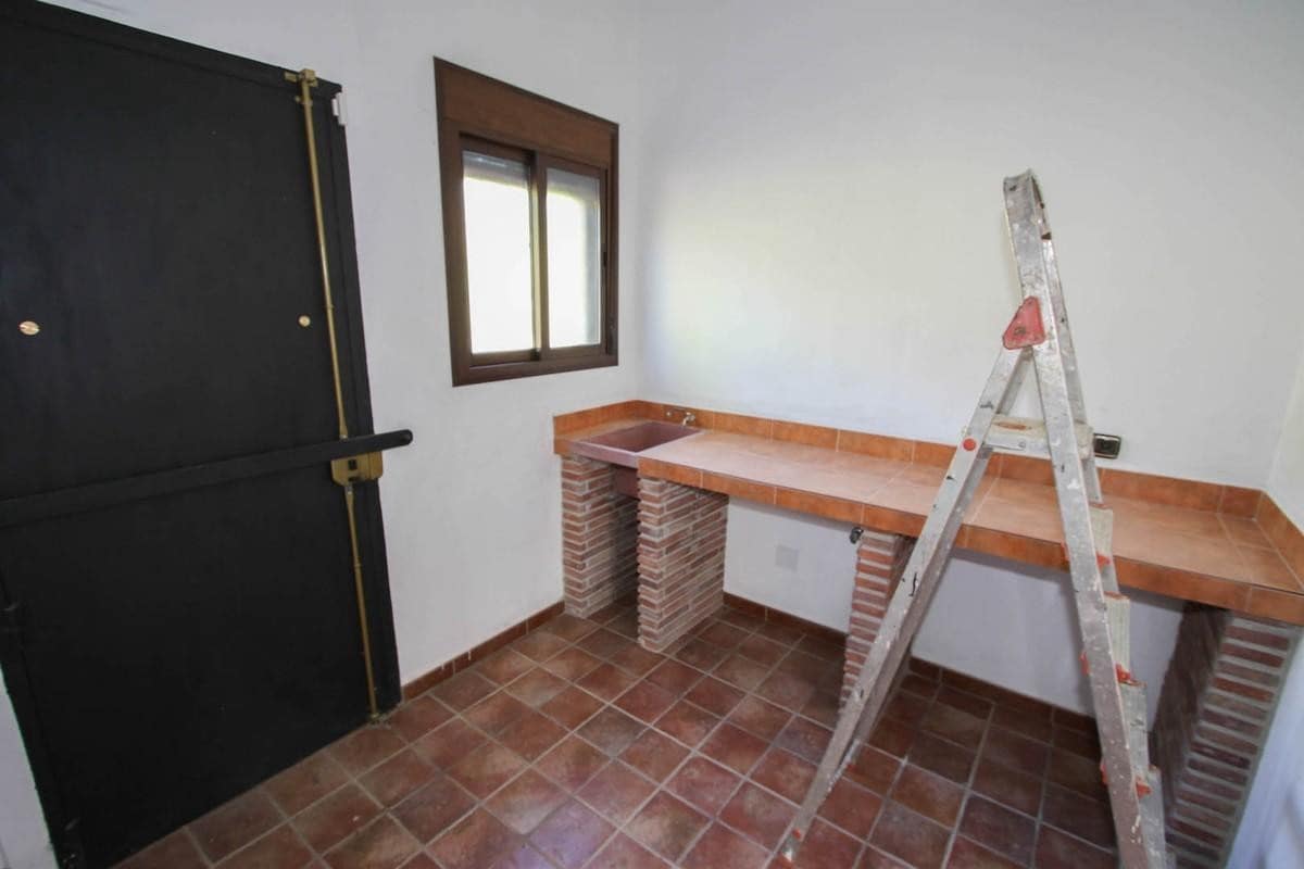 Chalet de 3 habitaciones en Pizarra en venta con garaje - 625.000 € (Ref: 9675120)