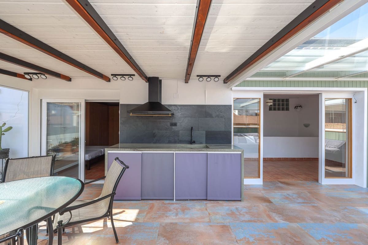 1 bedroom Townhouse for sale in Guaro with garage - € 272,000 (Ref: 9769094)