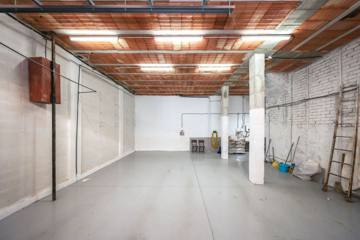 1 bedroom Townhouse for sale in Guaro with garage - € 272,000 (Ref: 9769094)