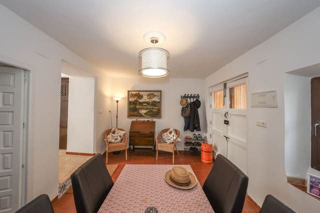 4 bedroom Townhouse for sale in Yunquera - € 140,000 (Ref: 9807019)