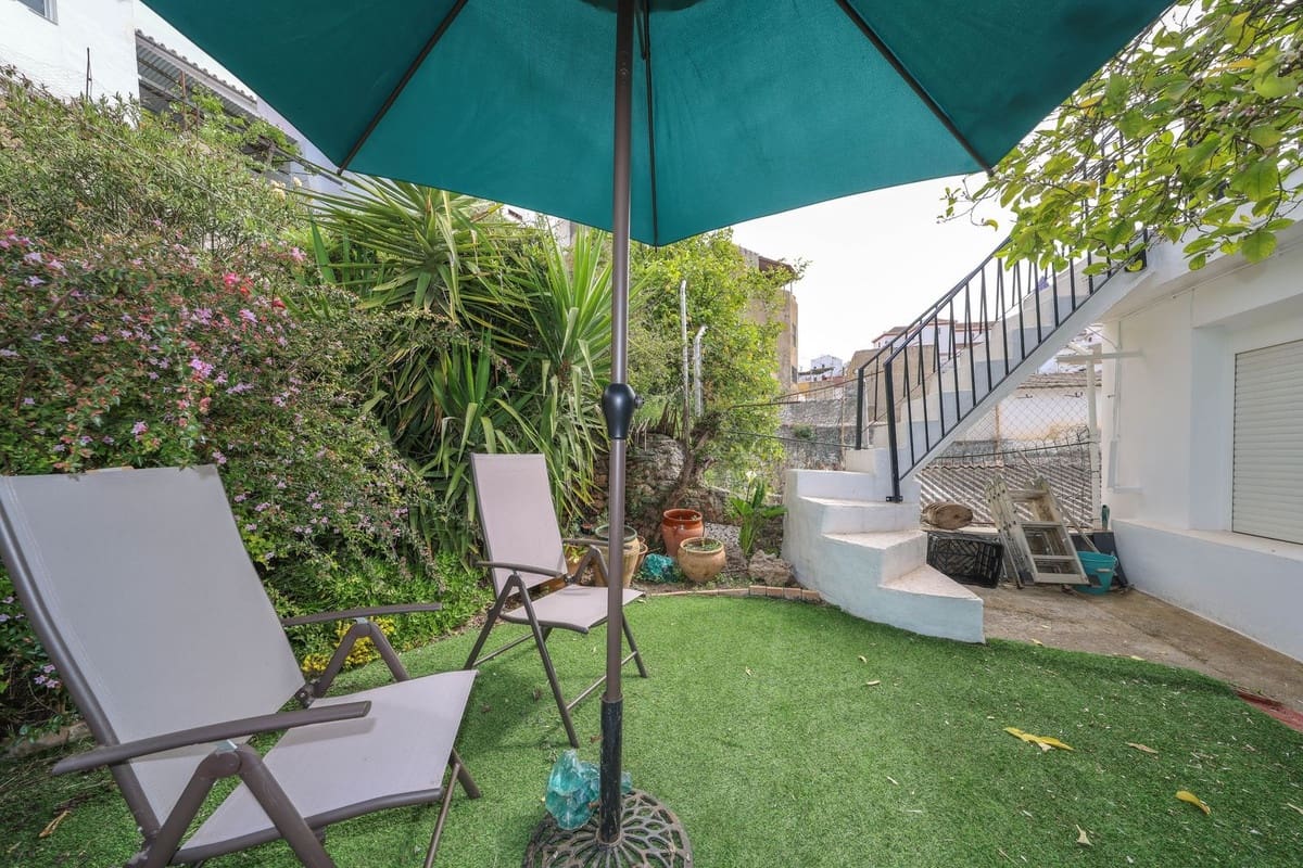 4 bedroom Townhouse for sale in Yunquera - € 140,000 (Ref: 9807019)