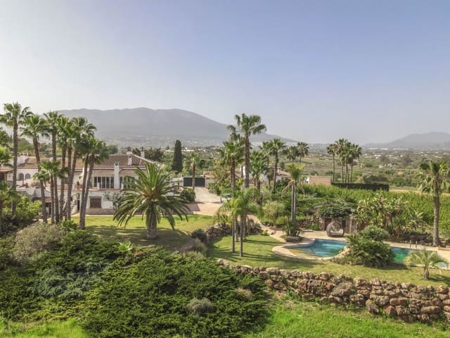 6 slaapkamer Villa te koop in Alhaurín el Grande met zwembad garage - € 1.395.000 (Ref: 9809421)