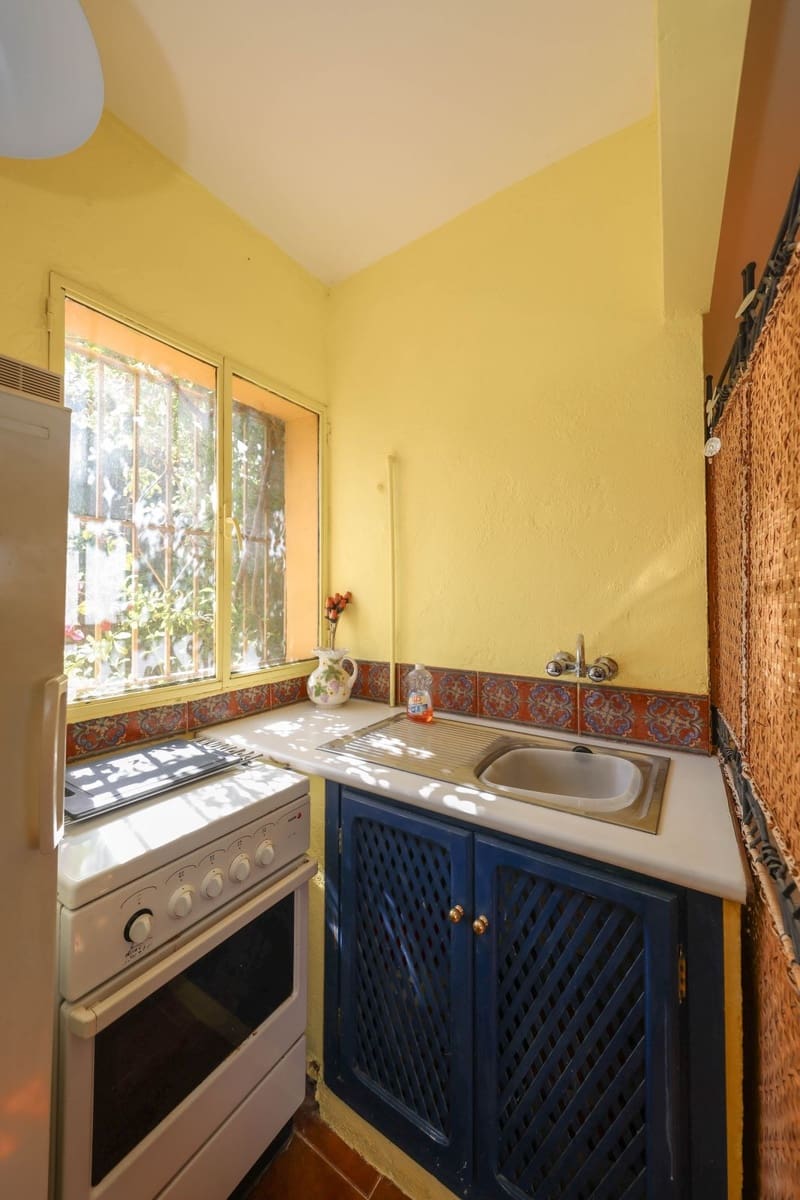 Chalet de 3 habitaciones en Coín en venta con piscina garaje - 395.000 € (Ref: 9823891)