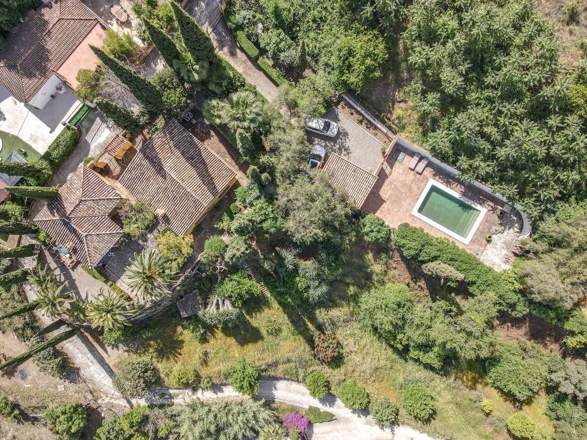 Chalet de 3 habitaciones en Coín en venta con piscina garaje - 395.000 € (Ref: 9823891)