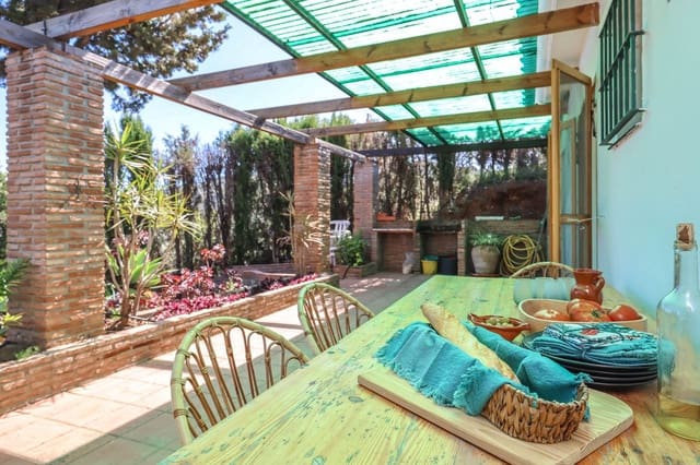 Chalet de 3 habitaciones en Coín en venta con piscina garaje - 360.000 € (Ref: 9832765)