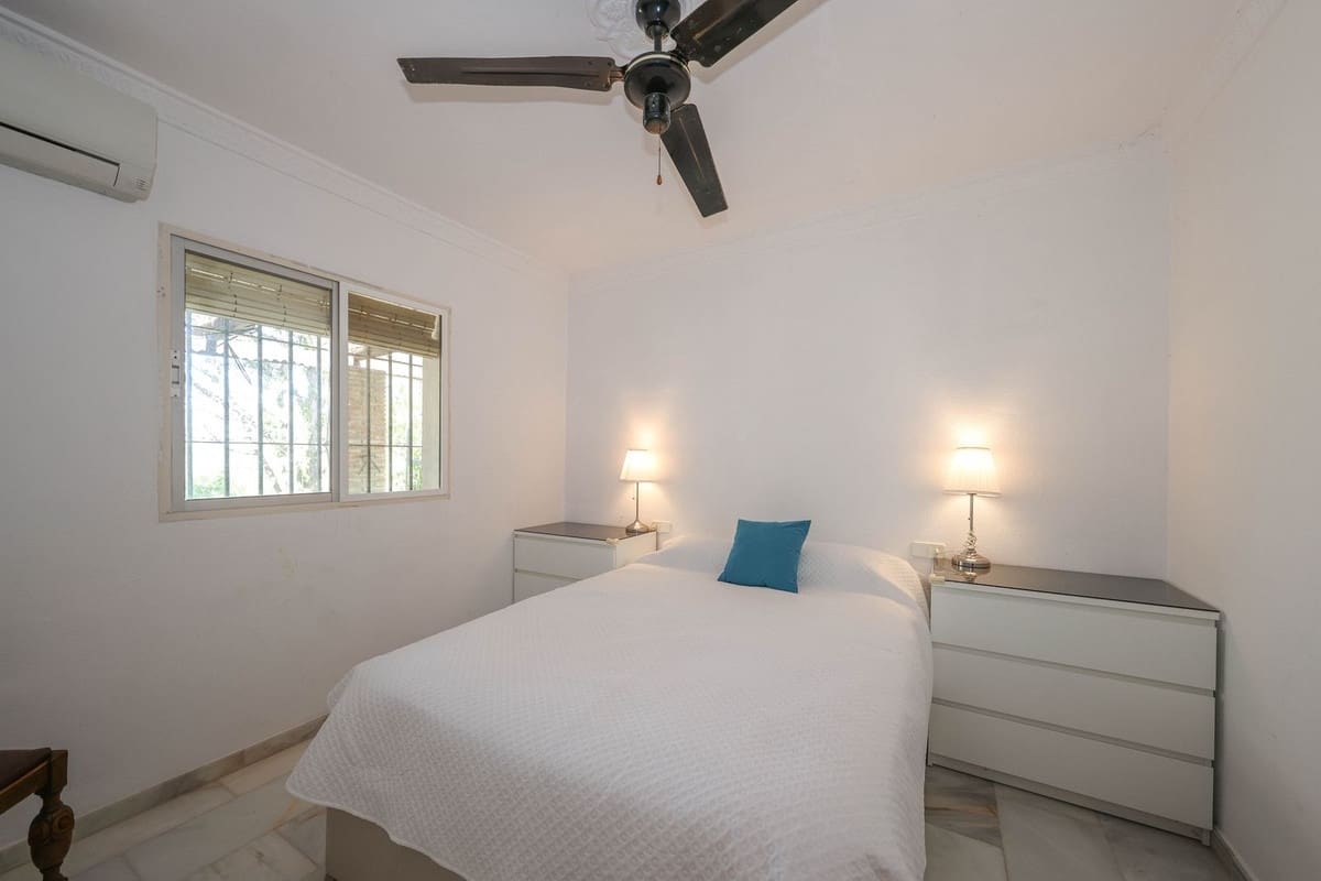 3 bedroom Villa for sale in Coin with pool garage - € 360,000 (Ref: 9832765)
