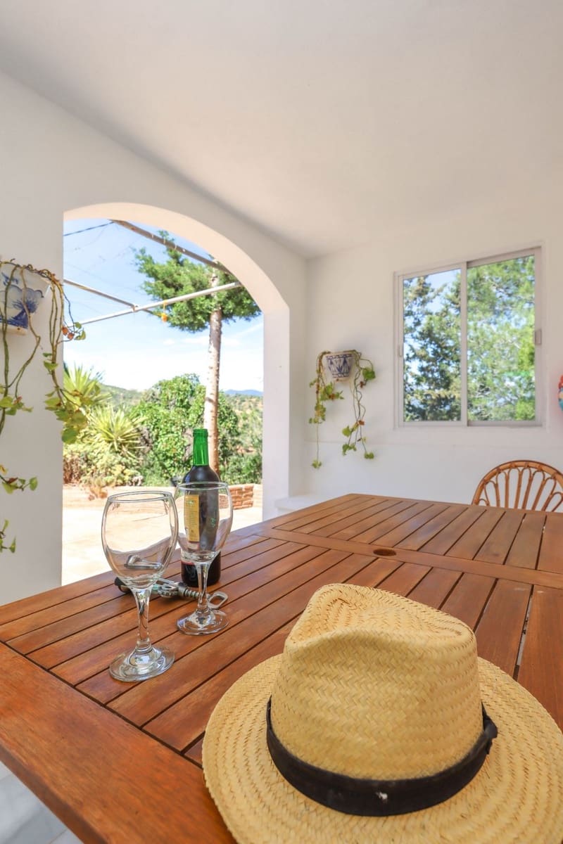 3 bedroom Villa for sale in Coin with pool garage - € 360,000 (Ref: 9832765)