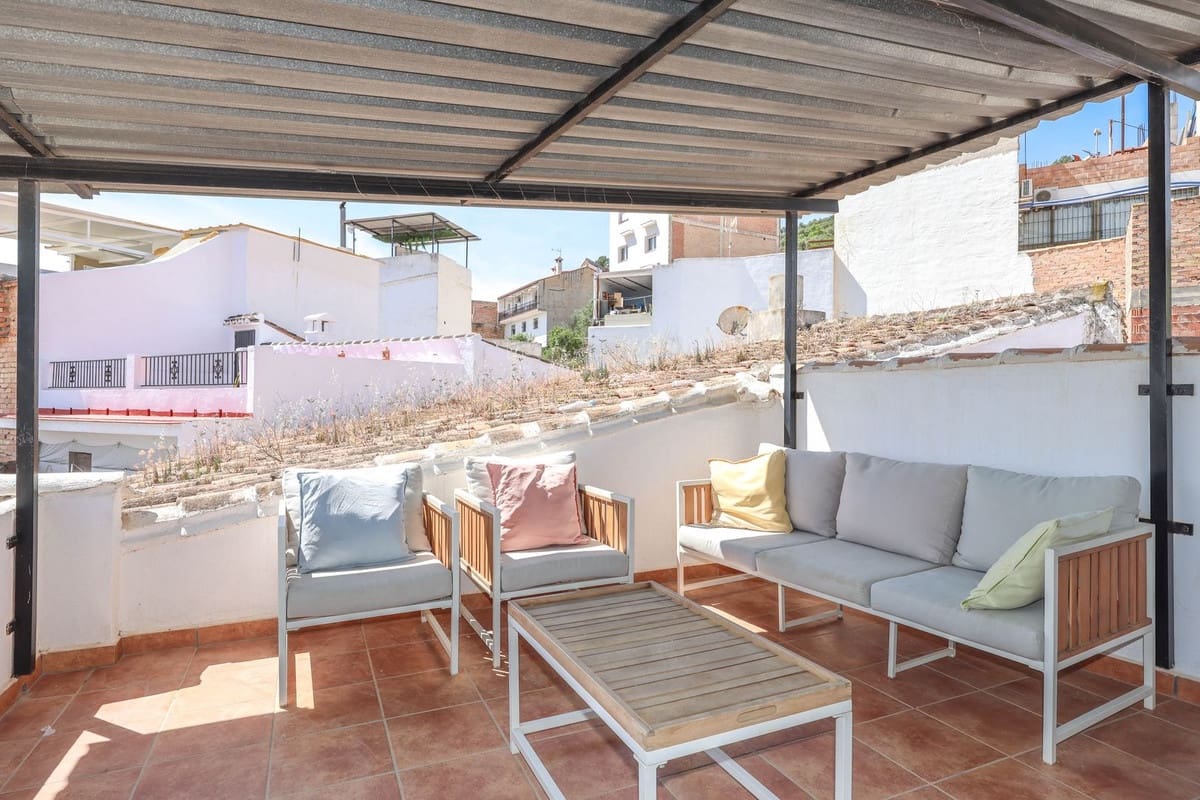 3 chambre Maison de Ville à vendre à Guaro - 170 000 € (Ref: 9850145)