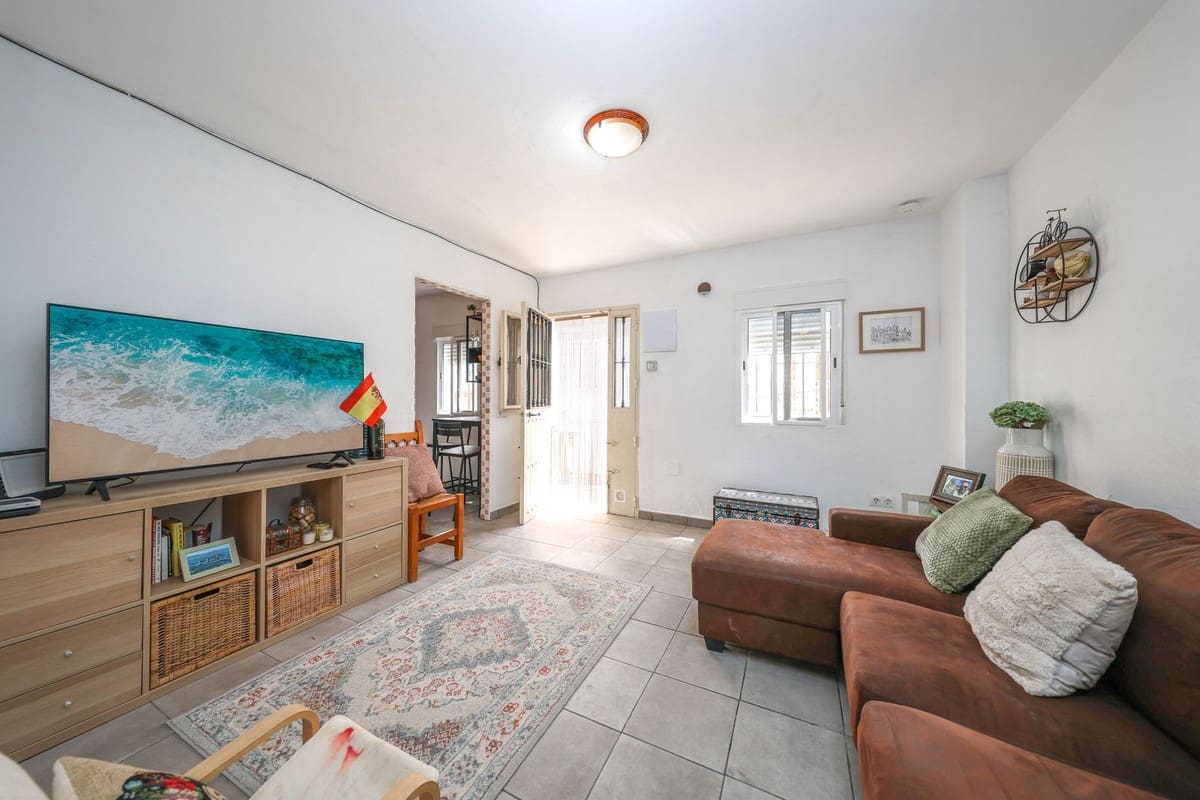 3 chambre Maison de Ville à vendre à Guaro - 170 000 € (Ref: 9850145)